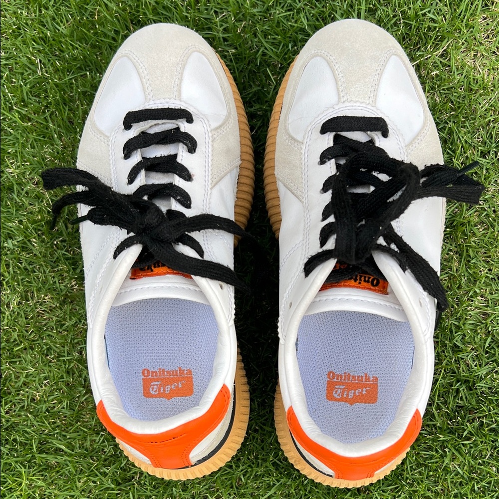 Onitsuka Tiger by Asics White and Orange Sneakers excellent condition - Picture 2 of 8